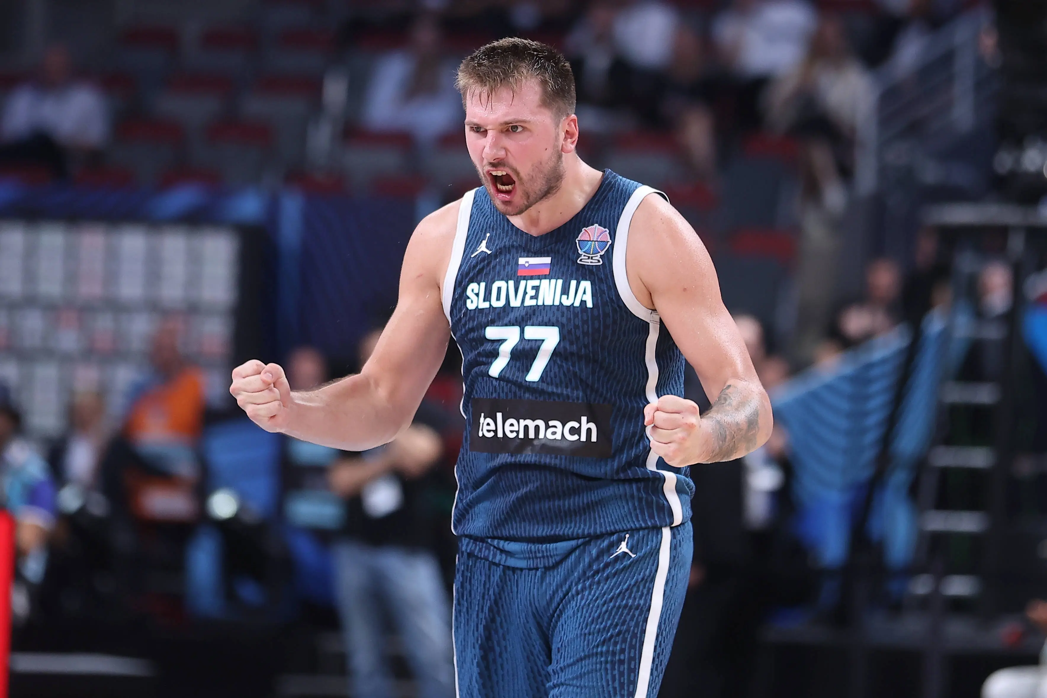 持仪式感和, 并且在一起, 东契奇实至